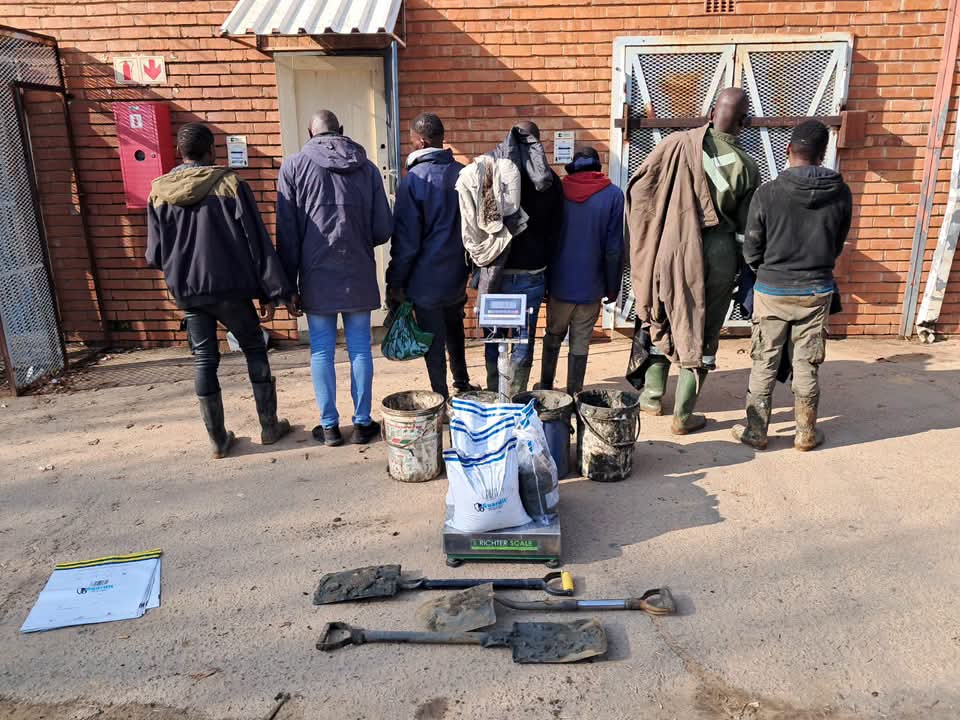 SAPS arrested arrested 1 149 suspects and seized 25 illegal firearms