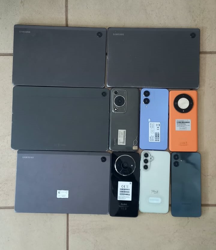 Nigerian male arrested for drug dealing and possession of suspected stolen goods.