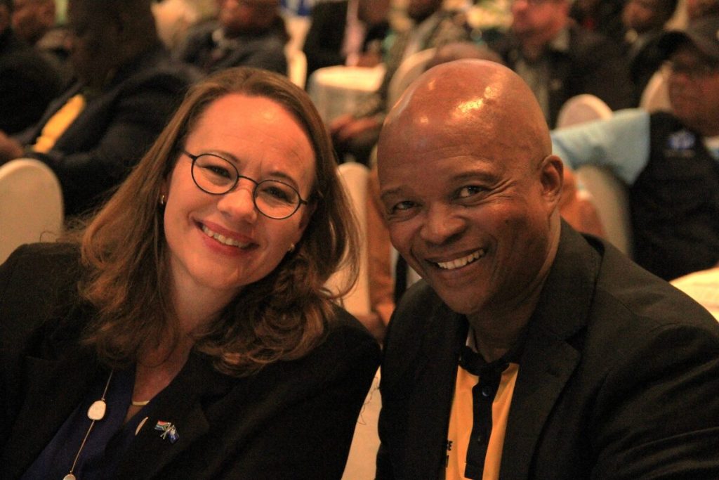 Lisa Schickerling en Maruping Lekwene