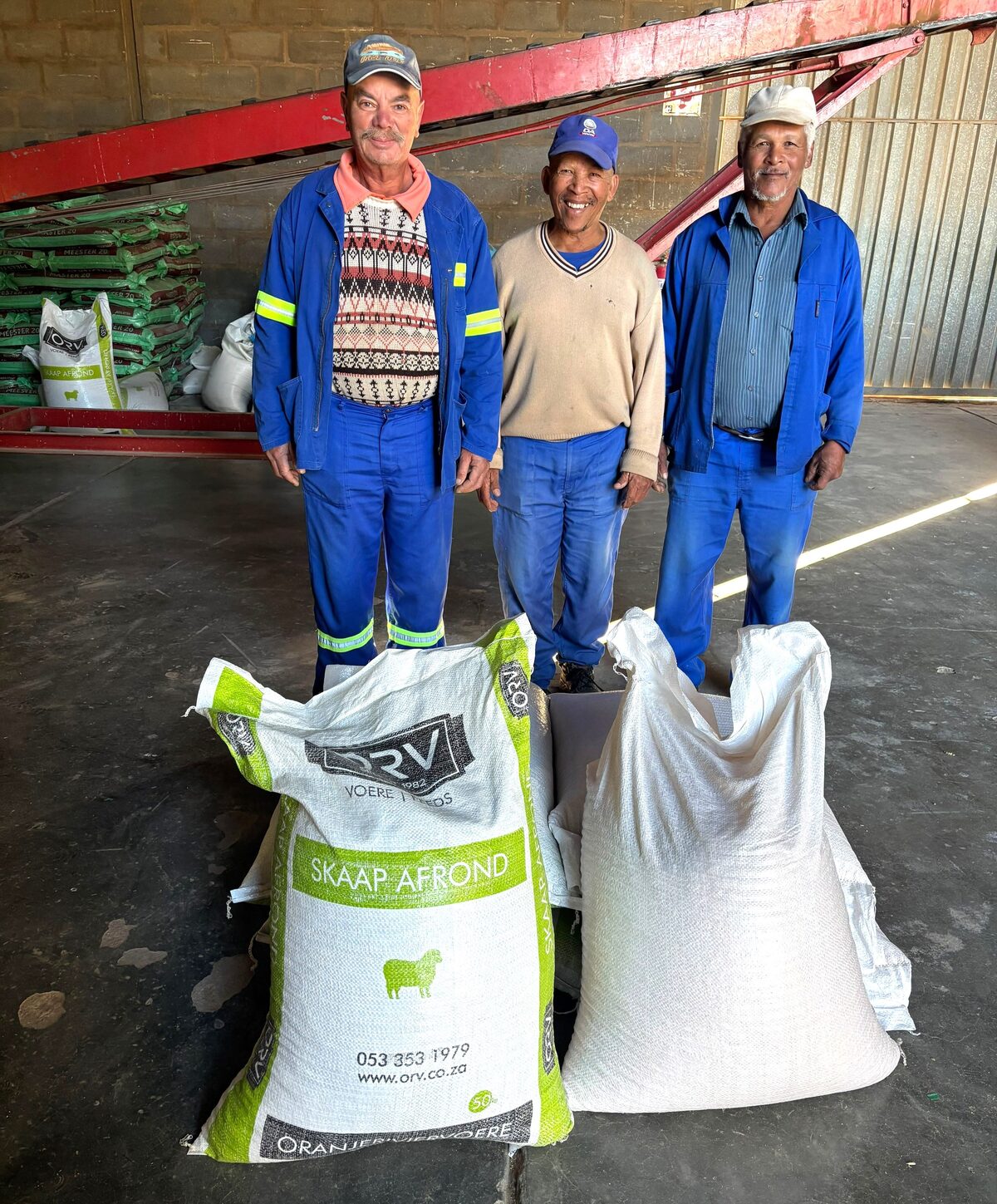 By van die veevoer is George Farmer, Frikkie Goeieman en Arrie Beukes