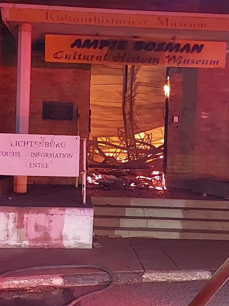 Die Ampie Bosman Kultuurhistoriese Museum in Lichtenburg is in Oktober 2023 deur ’n brand verwoes