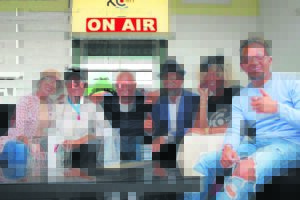 Musiekbekendes saai uit op Radio KC