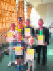 Ester Horne-leerders tokkel die klawers