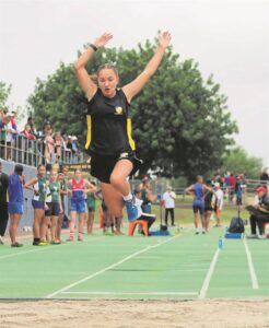 Junior atlete wys hul staal by Dal Josafat