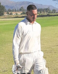 Paarl KK kraai koning in Drakenstein-derby