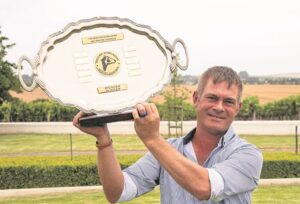 Suiwelboer van Simondium wen groot nasionale prys