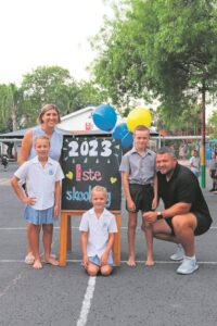 Gordel vas, die nuwe skooljaar begin!