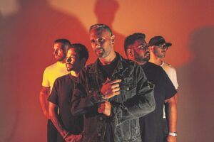 Posduif vlieg tot by Hennies