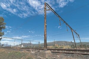 Cable thief gets shock of his life near train station in Paarl