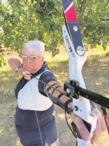 Bull’s eye for Elna