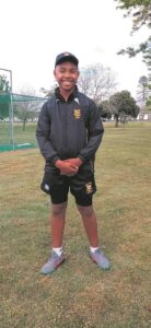 Theolin ryg die drieë in