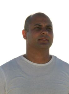 Paarlse rugbyspeler sterf skielik; sak inmekaar op veld