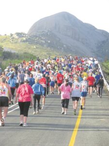 Sweet en eet bietjie by die Taalmonument