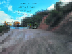 Herstelwerk aan landelike en grondpaaie in Kaapse Wynland goed op dreef