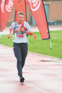 Carly skrik nie vir 10 km