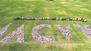 Reuse-Kersboom bevat 7 000 kleurvolle gehekelde blokkies