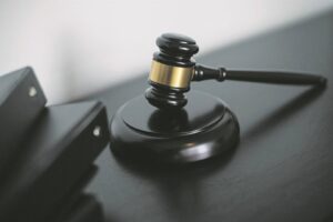 Oudafrigter se saak uitgestel