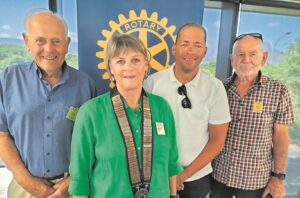 Rotary listens to Paarl FM