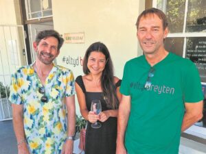 Huldeblyk vir Breyten in Wellington