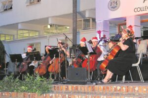 Cello ensemble performs in Frank Pietersen Christmas concert