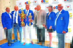 Rugbyklubs hou bekeruitdelings