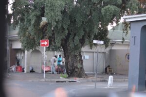 ‘Plakkers’ in Paarl-middedorp pla sakelui