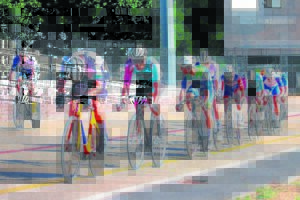 Kleinseun wys sy staal in Eddie Kulsen-Rhadsport-baanuitdaging