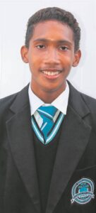 Sheldon skryf/praat pryse los