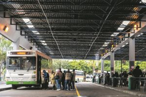 Gratis vervoer help met werk soek