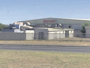 Noisy generators annoy