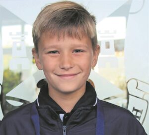 Owen trek die grotes in mini-skoleliga uit