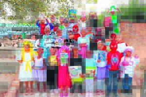 Boekkarakters op Boekedag in lewende lywe