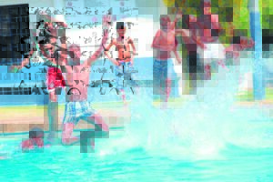 Pure vreugde ná swembad heropen