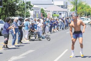 Human chain formed in Paarl for Men’s Health Awareness Month