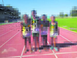 Naaswenners hou die oog op die aflosstokkie