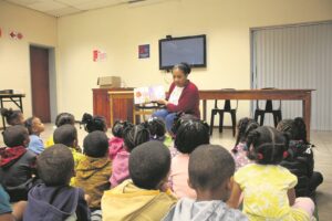 Die ene ore vir Biblioteekweek