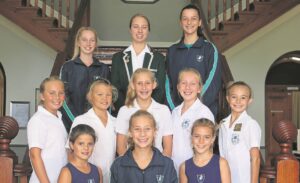 Paarlse meisies in tweekampspan