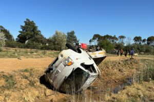 Ongeluk op R44 naby Hermon eis twee lewens, 19 ander beseer