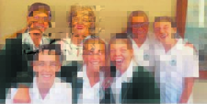 Leerders kan ander gat in kop praat