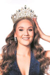 ‘Bibi’ eerste Mej. SA Aura