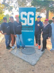 Angels cheer on marathon runners