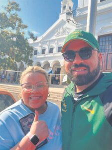 Trots om tuis te stem