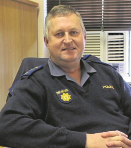 Stasiebevelvoerder geniet dit om gemeenskap te dien