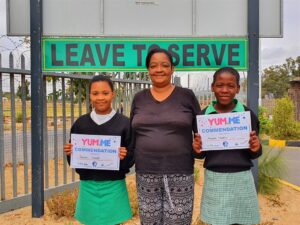 Skaam gr.6-leerders bak en brou op TV