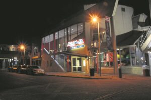 MiniMax keeps the magic of the big screen alive