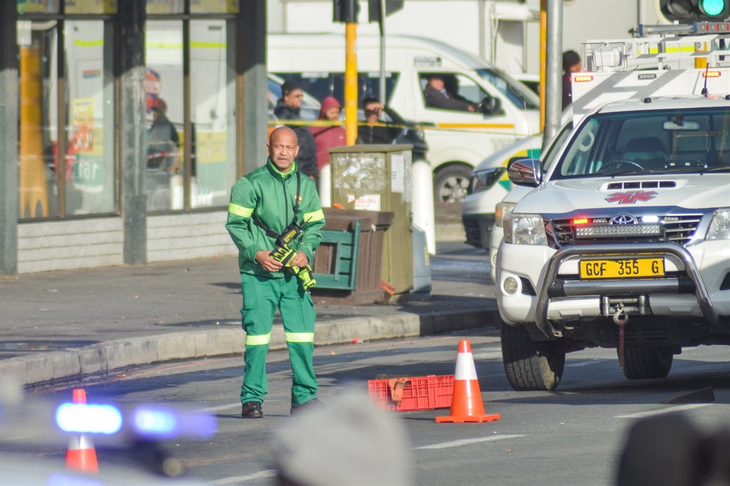 Van Schoor by 'n ongelukstoneel in Lady Greystraat in 