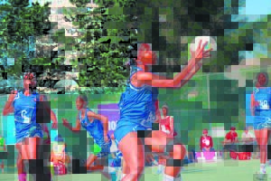 Shandrè-Anne leer nuwe truuks