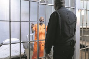 Tronkbewaarders, gevangenes in hospitaal ná messtekery