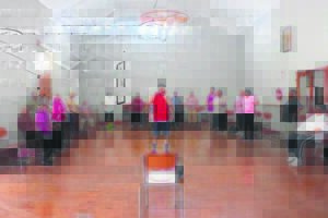 Oud, maar baie ver van koud!