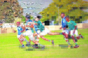 Hillcrest se bloutrein stoom steeds ongehinderd voort